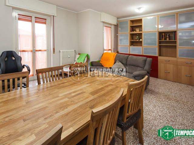 Appartamento in vendita di 131 m² in Largo Angelo Tacchini