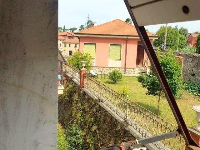 Appartamento in vendita di 131 m² in Piazza Giacomo Matteotti, 10