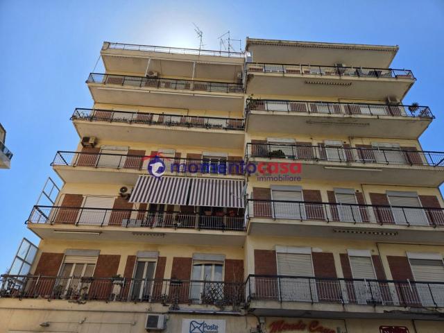 Appartamento in vendita di 131 m² in Piazza della Pace, 14