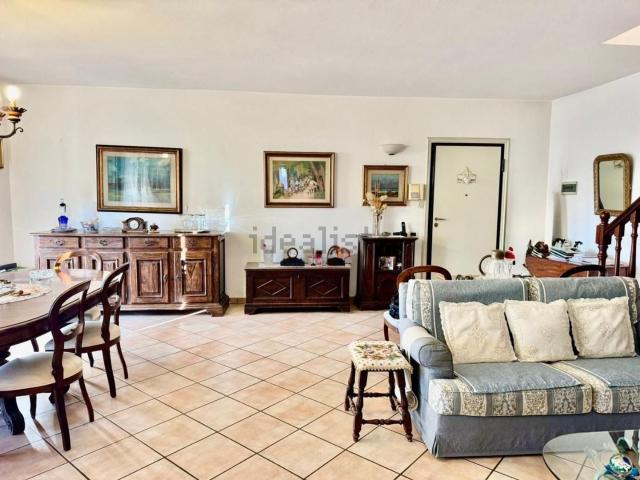 Appartamento in vendita di 140 m² in Via Cavaiola