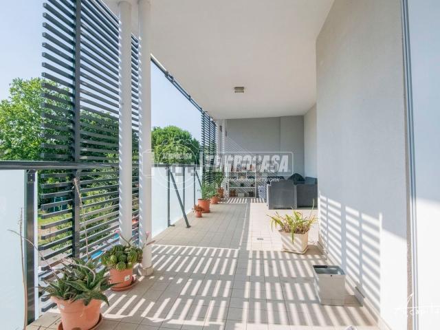 Appartamento in vendita di 132 m² in Via Chiaviche, 337