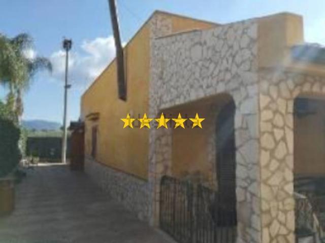 Appartamento in vendita di 132 m² in Via Antonello da Messina
