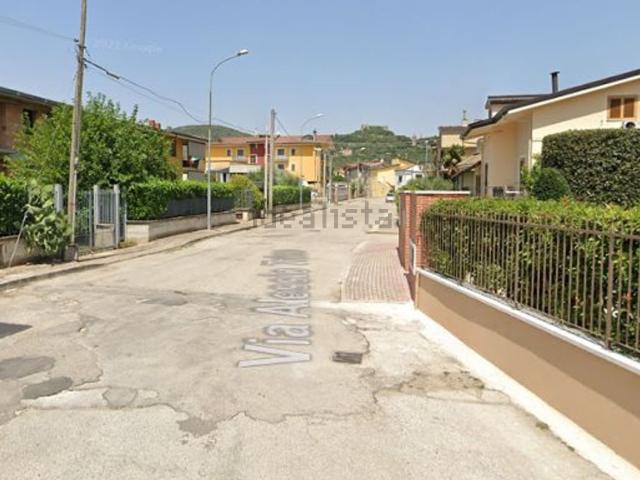 Appartamento in vendita di 132 m² in Via Alessio Trice