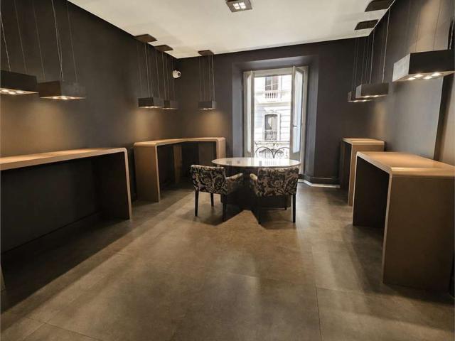 Appartamento in vendita di 132 m² in Via Aurelio Saffi, 4