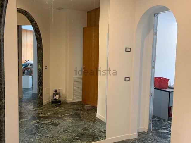 Appartamento in vendita di 132 m² in Via Azzo Carbonera