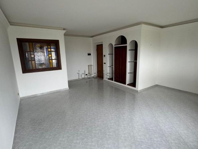 Appartamento in vendita di 132 m² in Via Borremans, 98
