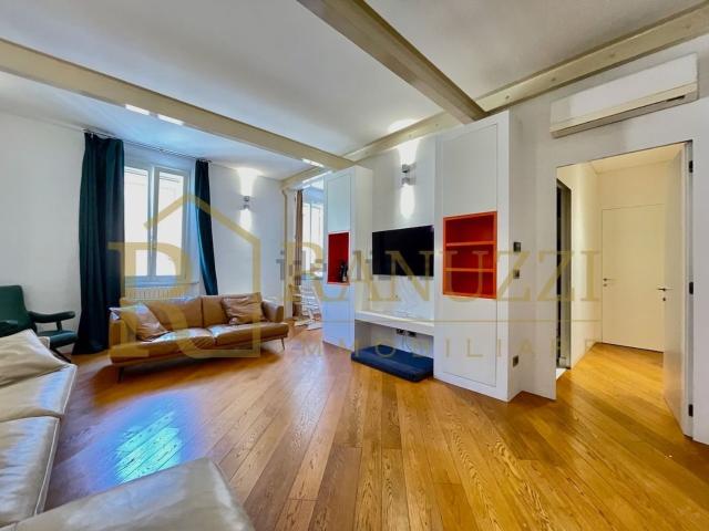 Appartamento in vendita di 132 m² in Via Barberia, 9