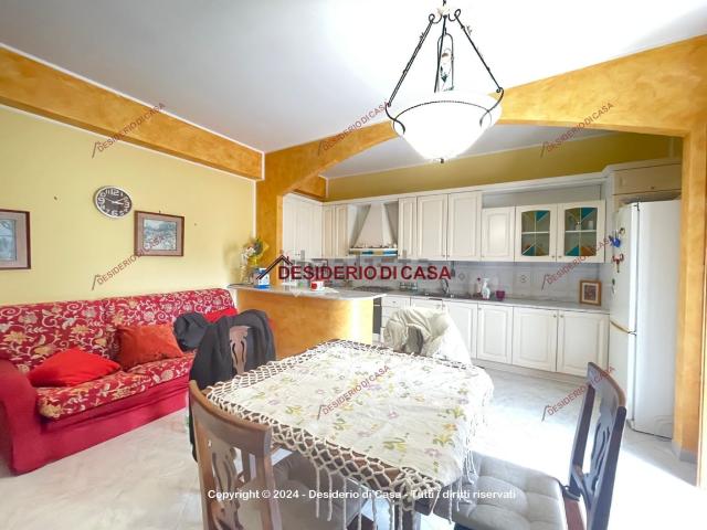 Appartamento in vendita di 132 m² in Via Genovese