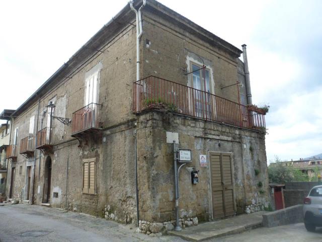 Appartamento in vendita di 132 m² in Via Giovanni Paolo II, 4