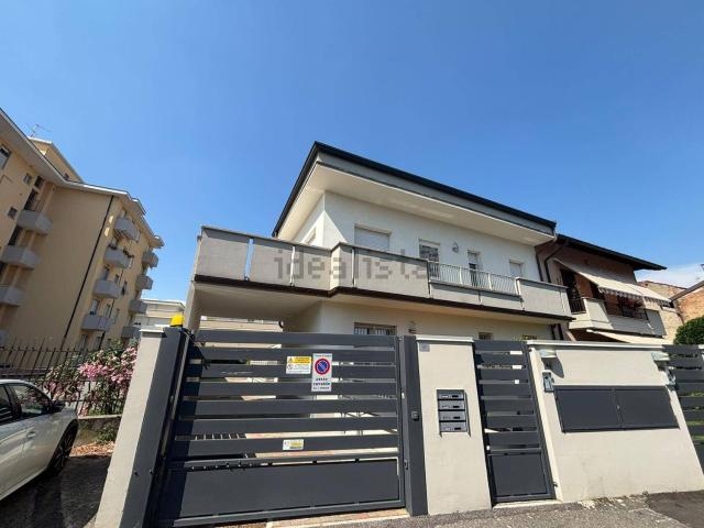 Appartamento in vendita di 132 m² in Via Don Orione, 44