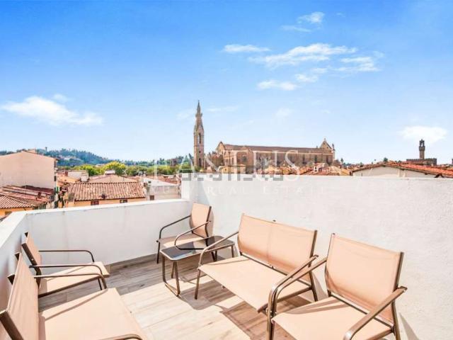 Appartamento in vendita di 132 m² in Via dei Pepi
