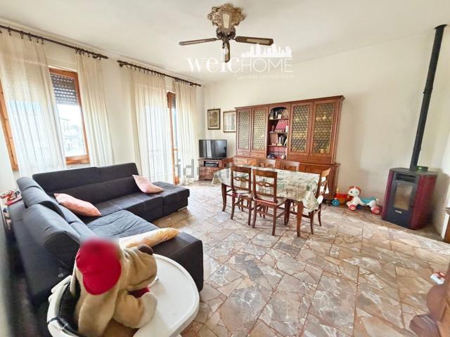Appartamento in vendita di 132 m² in Via della Colonna