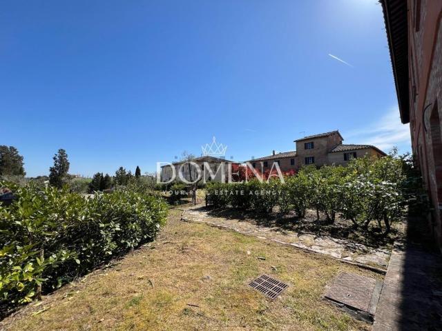 Appartamento in vendita di 132 m² in Via della Biccherna
