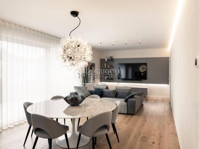 Appartamento in vendita di 132 m² in Via Francesco Foscari