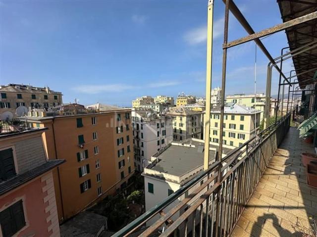 Appartamento in vendita di 132 m² in Via Nino Bixio