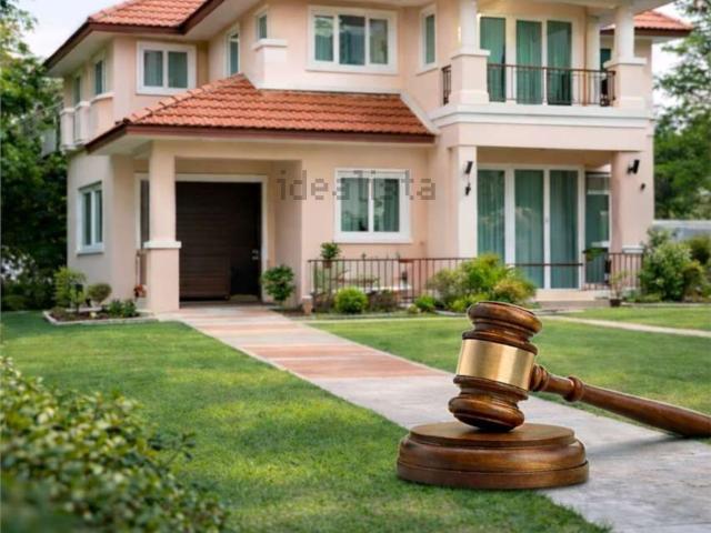 Appartamento in vendita di 132 m² in Via Sommavilla