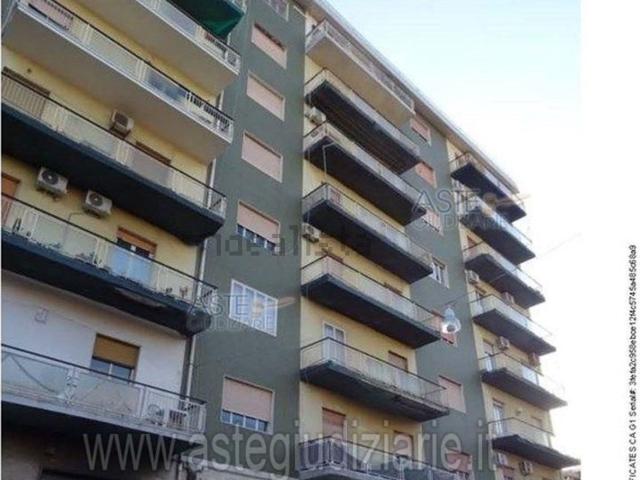 Appartamento in vendita di 132 m² in Via Scaccianoce, 19