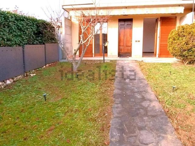 Appartamento in vendita di 132 m² in Via Papa Giovanni XXIII