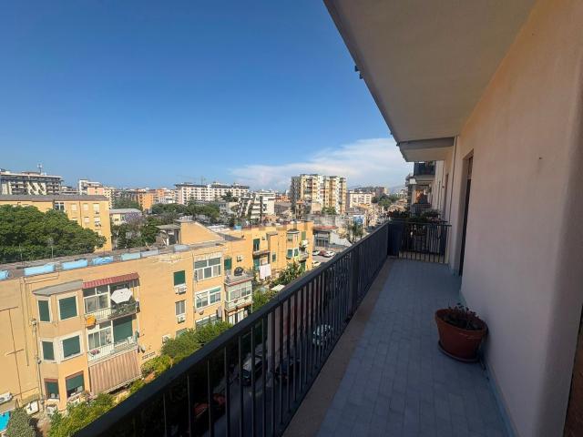 Appartamento in vendita di 132 m² in Via Principe di Palagonia, 84