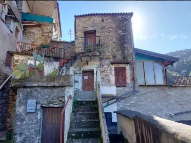 Appartamento in vendita di 132 m² in Via Vallone