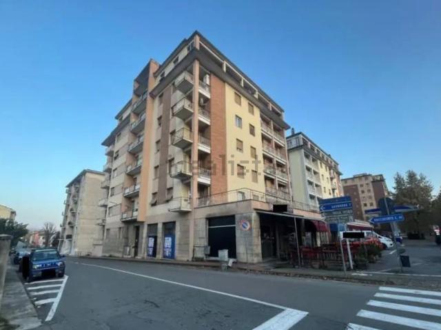 Appartamento in vendita di 132 m² in Via XXV Aprile, 2