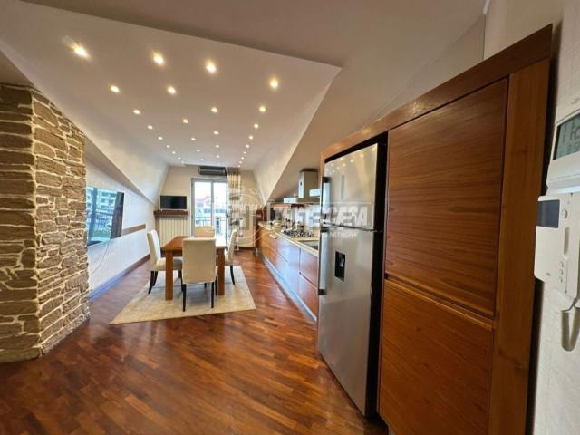 Appartamento in vendita di 132 m² in Via Yasser Arafat