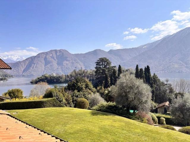 Appartamento in vendita di 132 m² in Viale Degli Ulivi