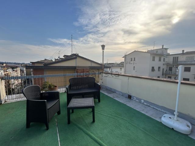 Appartamento in vendita di 132 m² in Viale Francesco Redi