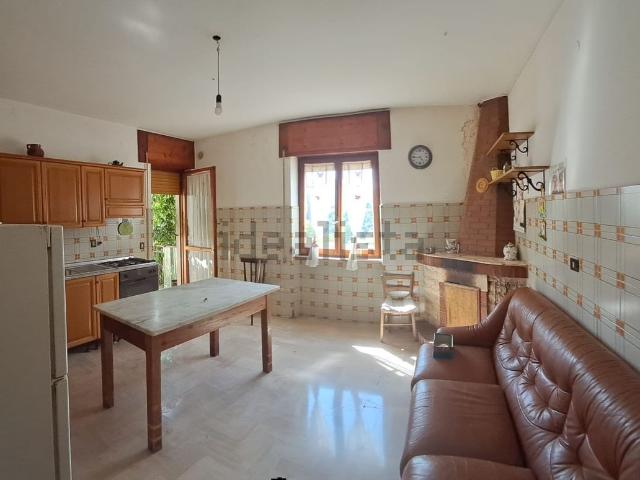 Appartamento in vendita di 132 m² in Contrada Lagoscillo
