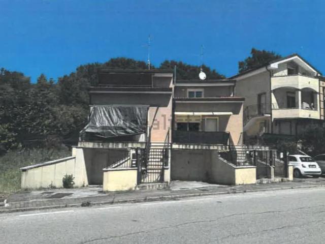 Appartamento in vendita di 132 m² in Corso Europa