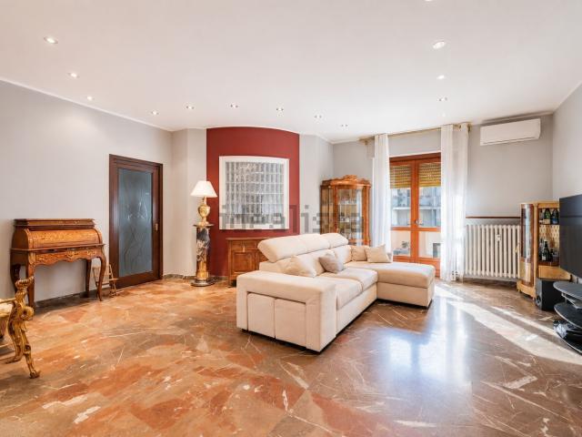 Appartamento in vendita di 132 m² in Corso Nizza, 95