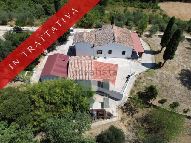 Appartamento in vendita di 132 m² in Strada DI COLLEVIA, 11