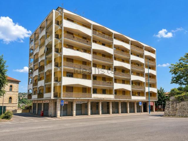 Appartamento in vendita di 133 m² in Via Cavour, 15