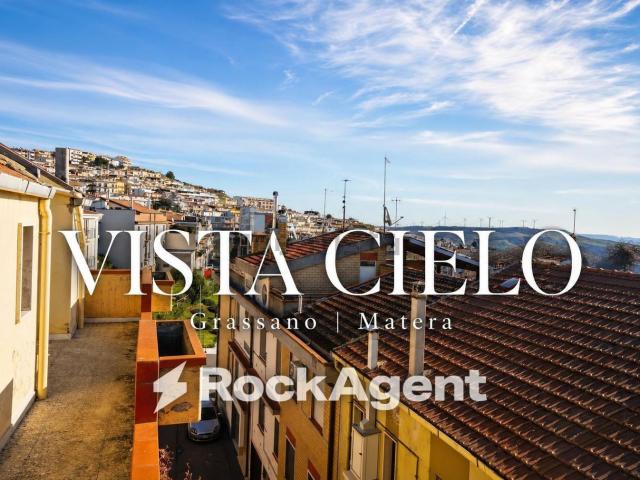 Appartamento in vendita di 133 m² in Via Ancona, 1