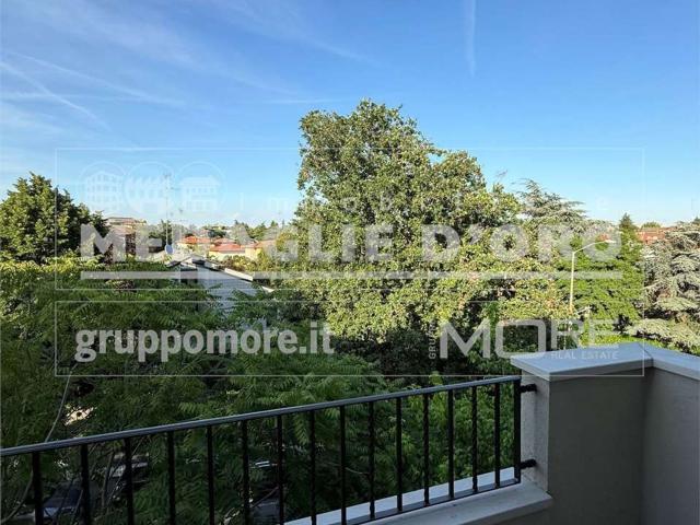 Appartamento in vendita di 133 m² in Via Bellinzona, 10