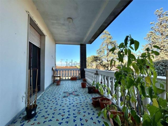 Appartamento in vendita di 133 m² in Via Brigata Tortona