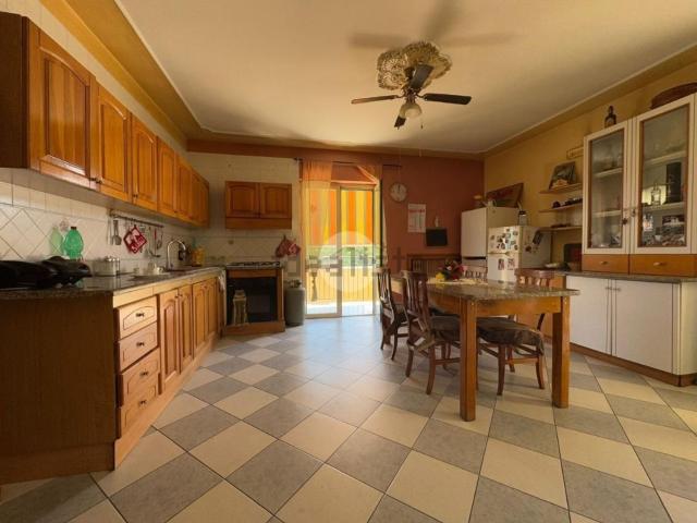 Appartamento in vendita di 133 m² in Via Giuseppe Verdi, 12