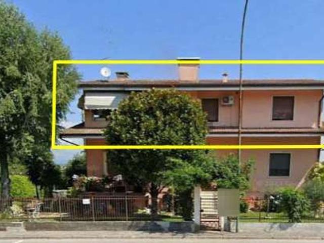 Appartamento in vendita di 133 m² in Via Don N. Busti