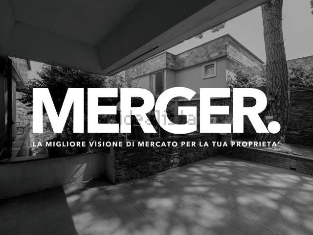 Appartamento in vendita di 133 m² in Via del Lago