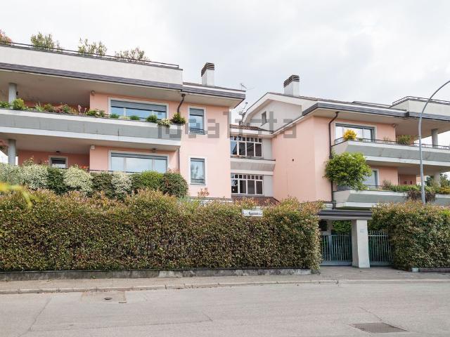 Appartamento in vendita di 133 m² in Via della Repubblica, 17
