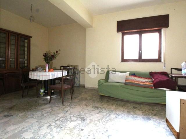 Appartamento in vendita di 133 m² in Via Feudo, 13