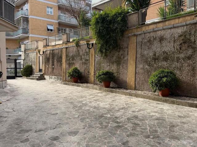 Appartamento in vendita di 133 m² in Via Flaminia, 703