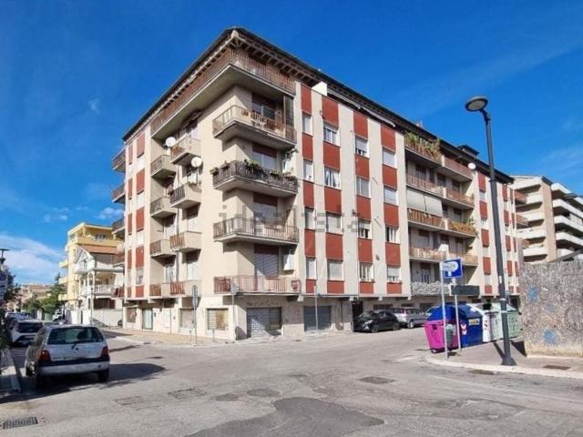 Appartamento in vendita di 133 m² in Via Socrate, 14