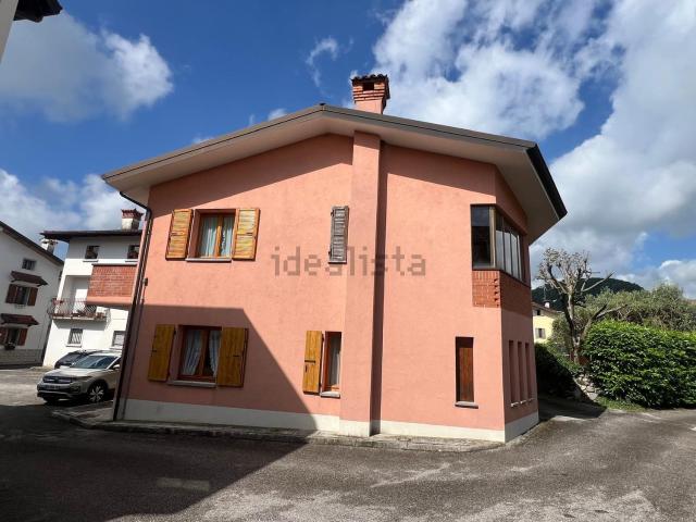 Appartamento in vendita di 133 m² in Via Scimon