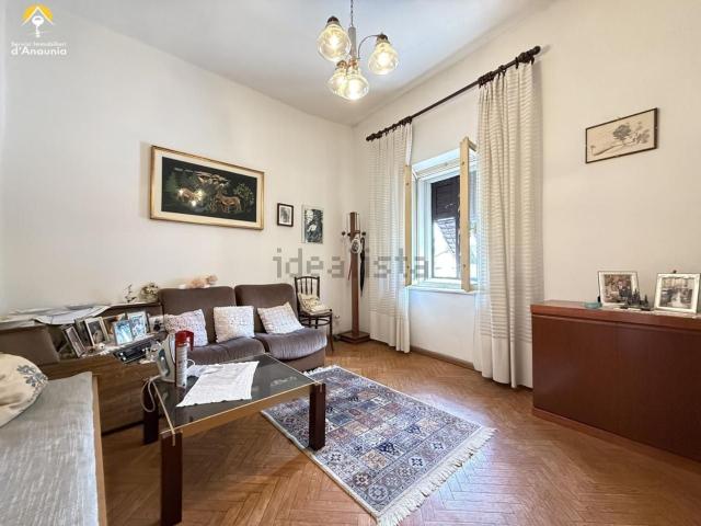 Appartamento in vendita di 133 m² in Via Roma