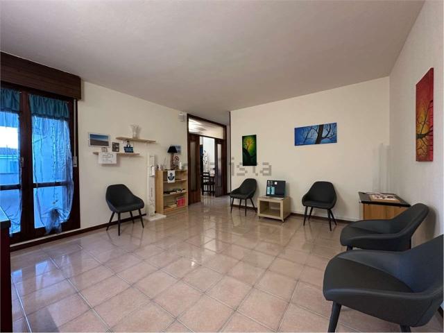 Appartamento in vendita di 133 m² in Via Roma