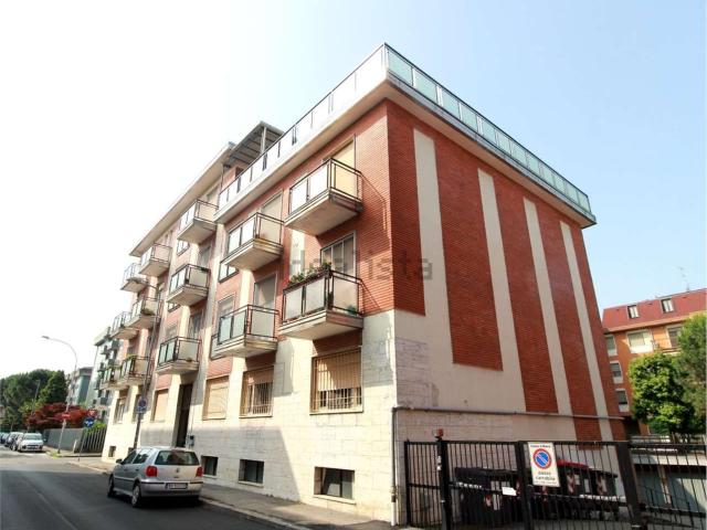 Appartamento in vendita di 133 m² in Via Ravenna, 18
