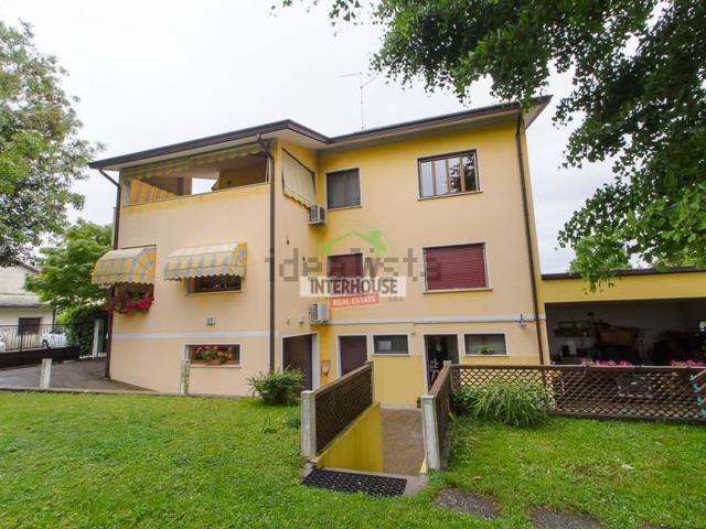 Appartamento in vendita di 133 m² in Via Udine, 55