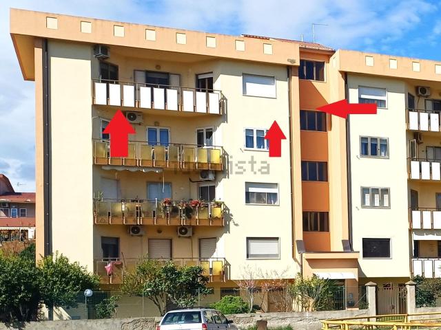 Appartamento in vendita di 133 m² in Via Ugo Foscolo, 2