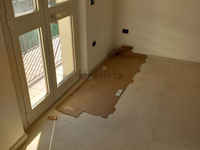 Appartamento in vendita di 133 m² in Via Vincenzo Rossi